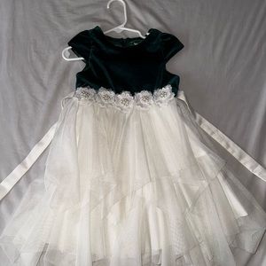 Rare Editions Green and white Toddler / flower girl Dress